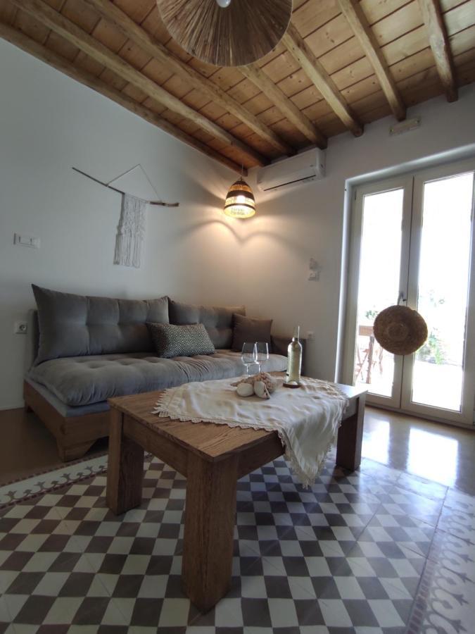 Traditional Suites In Chora Kythnos #5 Exterior photo